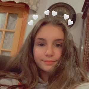 Meet your Posher, Bella